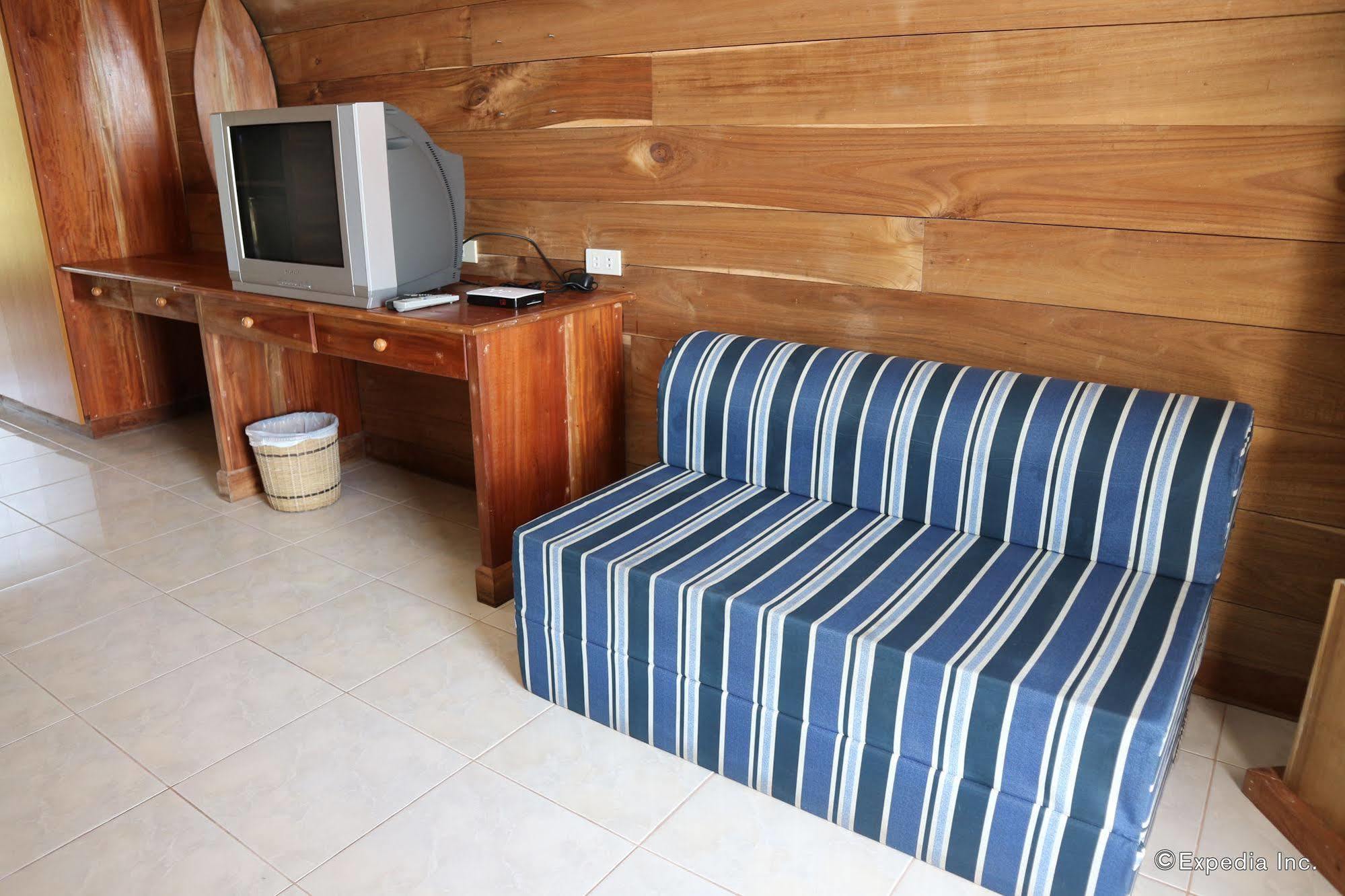 Antulang Beach Resort Siaton Екстериор снимка