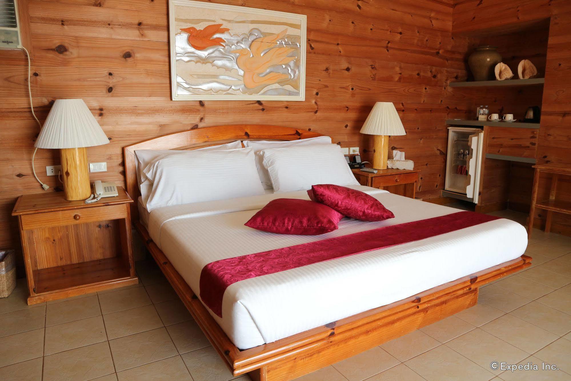 Antulang Beach Resort Siaton Екстериор снимка